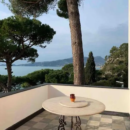 The Best View In The World! Daire Zoagli